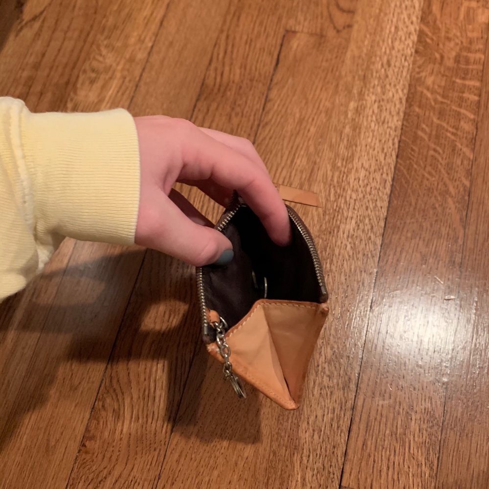 Coach Key Pouch - Picture 3 of 3